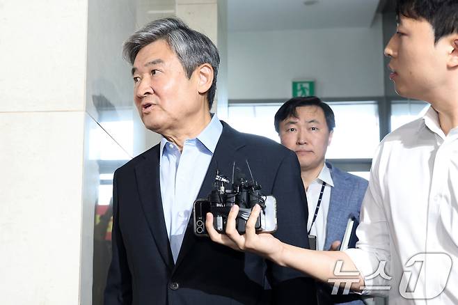 조태용 전 국가정보원장이 29일 오전 서울 서초구 '순직 해병 특검'(이명현 특별검사) 사무실에 피의자 신분으로 출석하고 있다. 2025.7.29/뉴스1 ⓒ News1 민경석 기자
