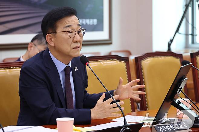 김윤덕 국토교통부 장관 후보자가 29일 오후 서울 여의도 국회 국토교통위원회에서 열린 인사청문회에서 의원 질의에 답하고 있다 2025.7.29/뉴스1 ⓒ News1 이광호 기자