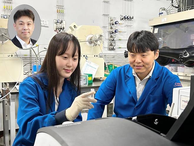 한국과학기술원(KAIST) 생명화학공학과 이진우 교수 연구팀. /KAIST