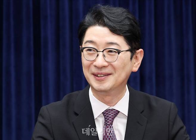 국민의힘 당대표 출마를 선언한 주진우 의원이 28일 오후 의원회관에서 데일리안과 인터뷰를 하고 있다. ⓒ데일리안 홍금표 기자