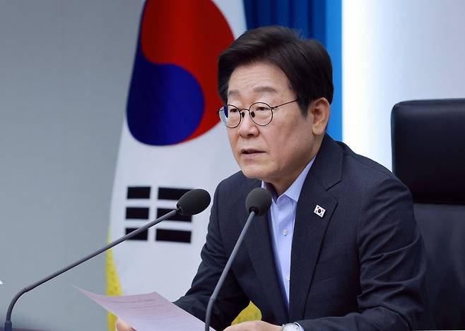 이재명 대통령이 24일 서울 용산 대통령실 청사에서 열린 제5차 수석보좌관회의에서 발언하고 있다. 2025.07.24. [서울=뉴시스]