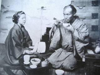 동북아에서 한국만있는 식사방법