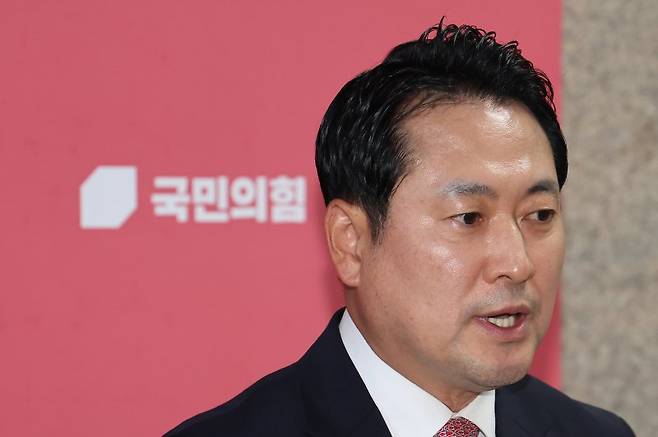 장동혁 국회 법제사법위원회 국민의힘 간사가 28일 오후 서울 여의도 국회에서 더불어민주당의 상법 개정안 강행처리 관련 입장을 밝히고 있다. 뉴시스