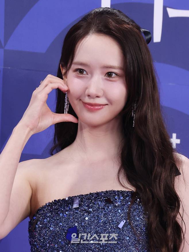 배우 임윤아가 18일 오후 인천 중구 파라다이스시티에서 열린 제4회 청룡시리즈어워즈 레드카펫 행사에 참석해 포토타임을 갖고 있다. 인천=서병수 기자 qudtn@edaily.co.kr /2025.07.18/