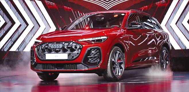 아우디 중형 SUV ‘Q5’ 완전변경 모델.