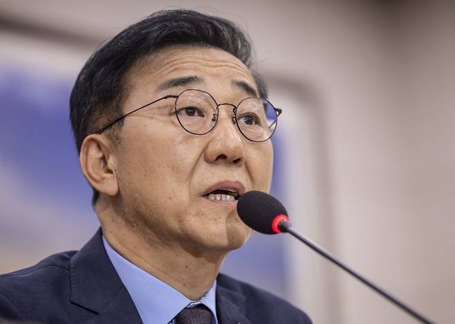 김윤덕 국토교통부 장관 후보자가 29일 국회 국토교통위원회에서 열린 인사청문회에서 의원 질의에 답하고 있다. 연합뉴스