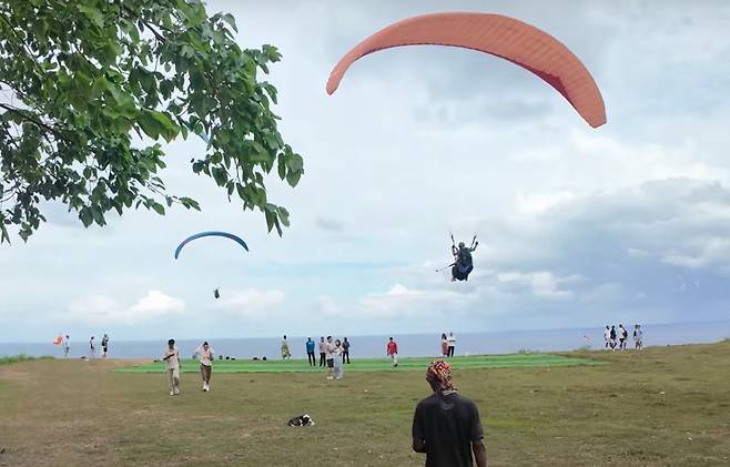 이달 초 인근 지역 활공장에서 촬영한 것으로 보이는 유튜브 영상 캡쳐/이미지=유튜브
