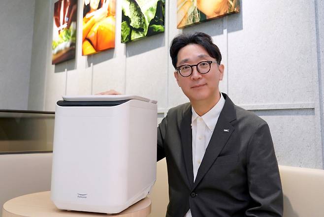 강재훈 풀무원 리빙케어 사업부장은 풀무원 가전이 "음식을 가장 돋보이게 하고 맛의 본질에 집중할 수 있는 가전"이라고 말한다. /사진=풀무원