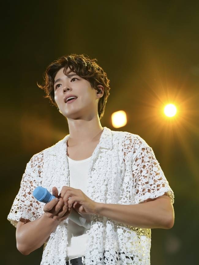 더블랙레이블 제공