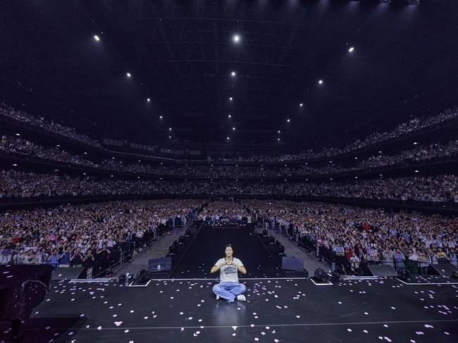 더블랙레이블 제공