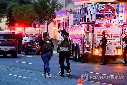 뉴욕 맨해튼 빌딩가서 총기 난사 [로이터=연합뉴스 제공]