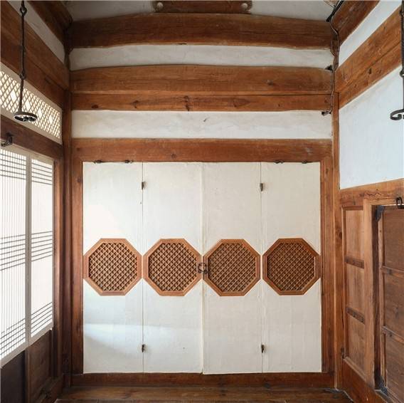 안동 후조당 45x45㎝, 한지에 잉크젯프린트 [이동춘 작가 제공. 재판매 및 DB 금지]
