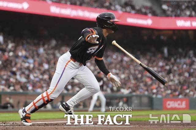 최근 7경기 연속 출루의 상승세를 타던 이정후가 30일(한국시간) 피츠버그전에서 3타수 무안타로 침묵했다. /뉴시스