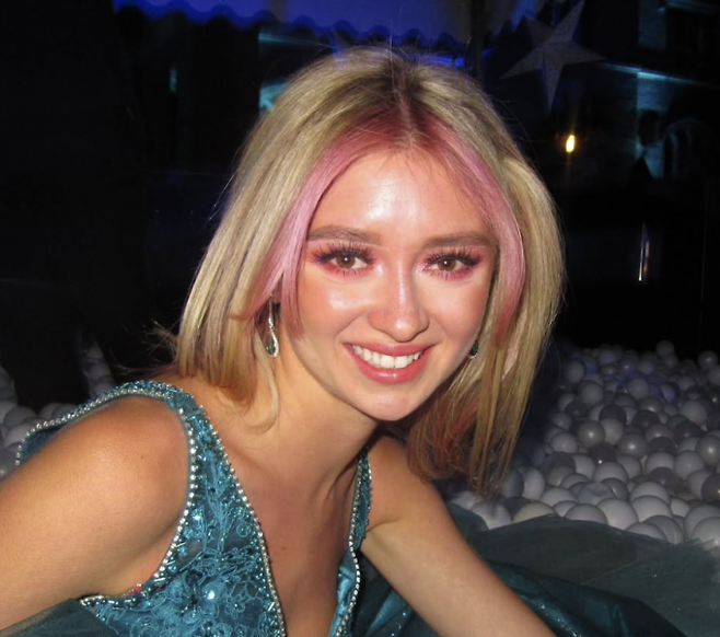 비호지킨 림프종 진단을 받았으나 화학요법을 거부한 뒤 사망한 팔로마 셰미라니. 인스타그램