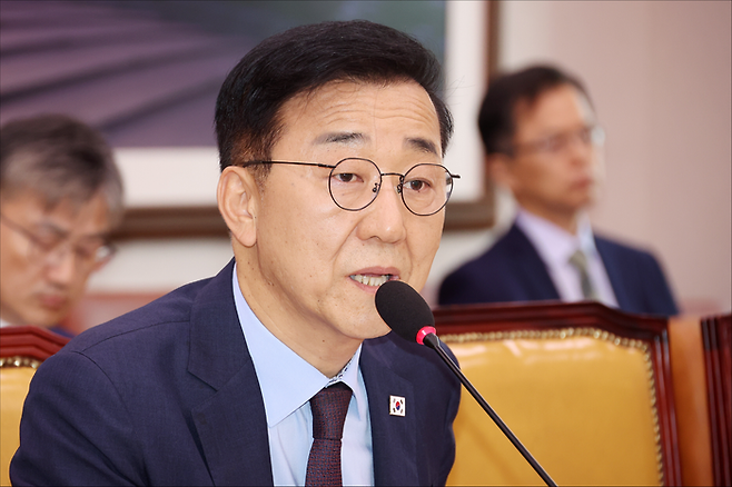 김윤덕 국토교통부 장관 후보자가 29일 열린 국회 국토교통위원회 국토교통부 장관 후보자 인사청문회에서 질의에 답변하고 있다. ⓒ데일리안 홍금표 기자