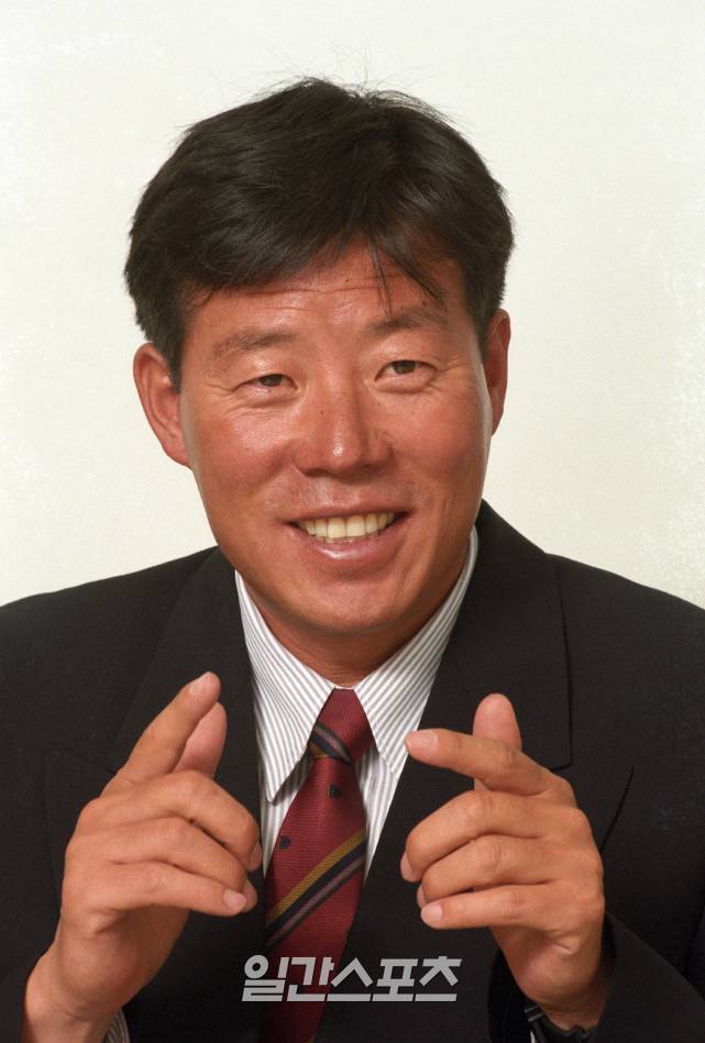 담도암 투병 끝에 별세한 산악인 허영호 대장. IS 포토