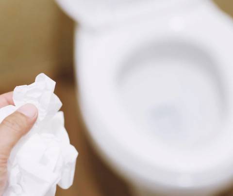 휴지에 계속 대변이 묻어 나오는 것도 잔변과 관련이 있다. 사진은 본 기사 내용과 무관. [사진=Wype]