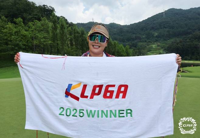 KLPGA 2025 샴발라 골프앤리조트·SBS골프 챔피언스 클래식 3차전 우승을 차지한 최혜정. KLPGA 제공