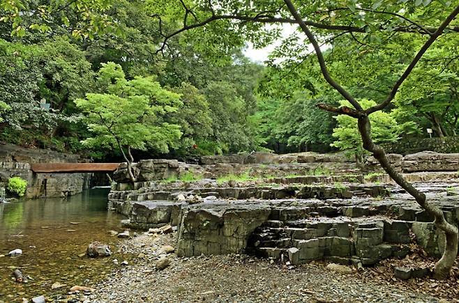 옥산서원 세심대.