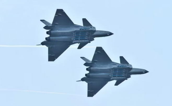 중국 J-20 전투기 자료사진. 로이터 연합뉴스