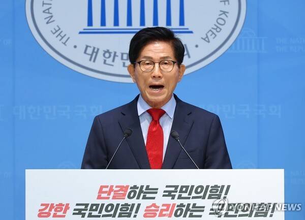 사진 = 김문수 전 고용노동부 장관 / 연합뉴스