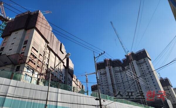 서울 시내 아파트 신축 공사 현장 ⓒ스포츠한국DB