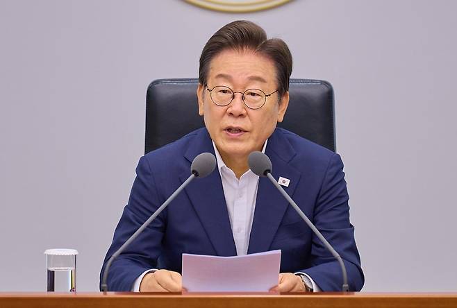 이재명 대통령이 30일 서울 용산 대통령실 청사에서 열린 비상경제점검 TF 3차 회의에서 발언을 하고 있다. 2025.7.30 대통령실 제공
