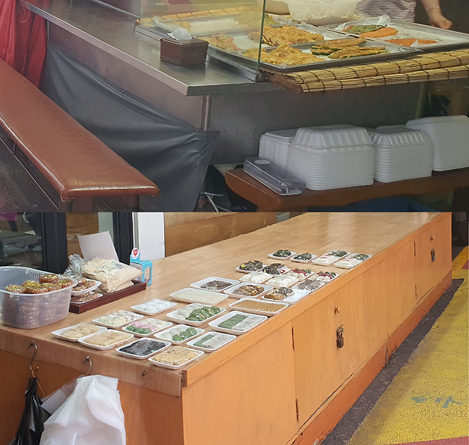 (위) 지난 22일 서울 마포구의 한 시장에서 상인이 미리 부처 놓은 전을 팔고 있다. (아래) 같은 시장에서 떡들이 비닐에 쌓인 채 판매되고 있다. 사진=최승한 기자
