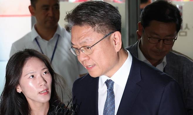 이시원 전 대통령실 공직기강비서관이 31일 오전 서울 서초구 순직해병 특검 사무실로 출석하고 있다. 정용일 선임기자 yongil@hani.co.kr