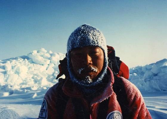 허영호 대장은 생전 “남이 가지 않은 길을 가는 마음이 좋다”고 말했다. [중앙포토]