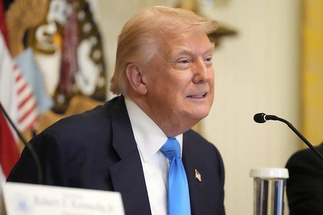 트럼프 대통령이 미 워싱턴DC 백악관에서 열린 “의료기술을 다시 위대하게(Making Health Technology Great Again)” 행사에서 연설하고 있는 모습. [AP]