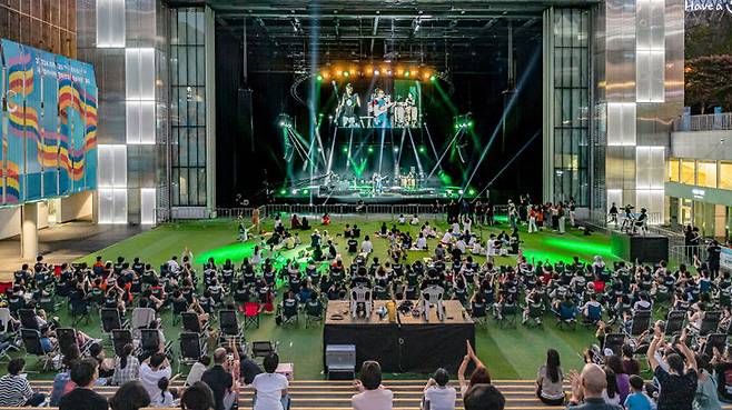 [광주=뉴시스] 광주 월드뮤직페스티벌. (사진=광주시 제공) 2025.07.31. photo@newsis.com *재판매 및 DB 금지
