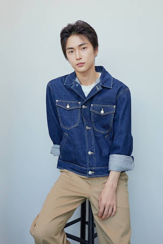 수록곡 '헤븐리 블루'는 승한이 작사와 안무 제작에 참여했다. SM엔터테인먼트 제공