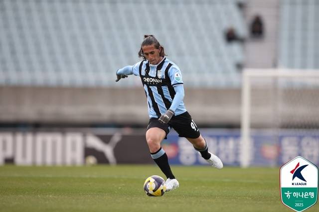 천안시티를 떠나는 펠리페. /사진=한국프로축구연맹 제공