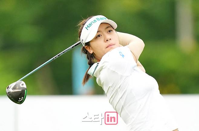 중국 CLPG 투어 상금왕 출신으로 올해 KLPGA 투어에서 활동 중인 지유아이가 티샷을 하고 있다. (사진=이데일리 골프in 조원범 기자)