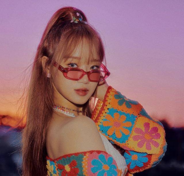 가수 겸 배우 최유정이 생애 첫 프로야구 시구에 나선다. 판타지오 제공