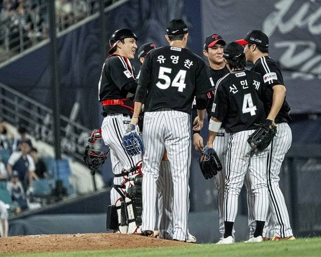 최근 10경기에서 9승 1패를 기록한 LG 선수단. LG 트윈스 제공