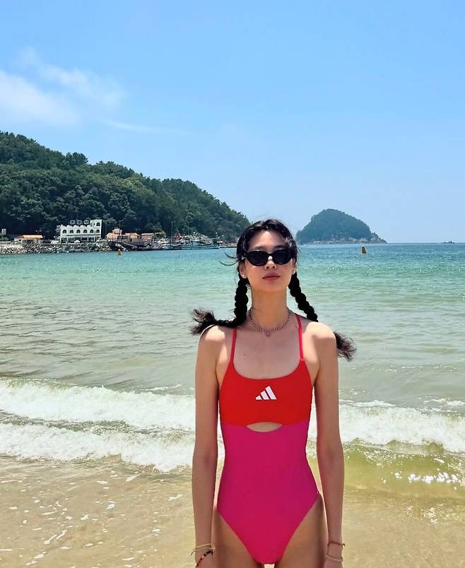 Actor Jung Hoyeon is seen wearing an Adidas swimsuit. (Instagram)