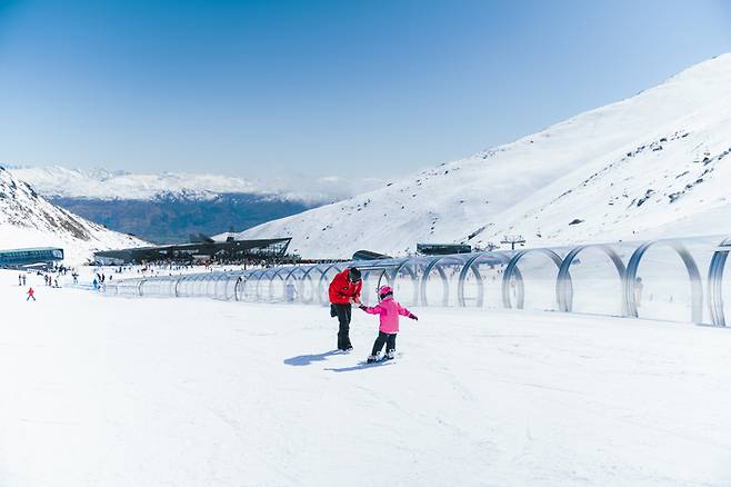 초보부터 전문가까지 전부 즐길 수 있는 리마커블르 스키장 / 사진=NZ Ski