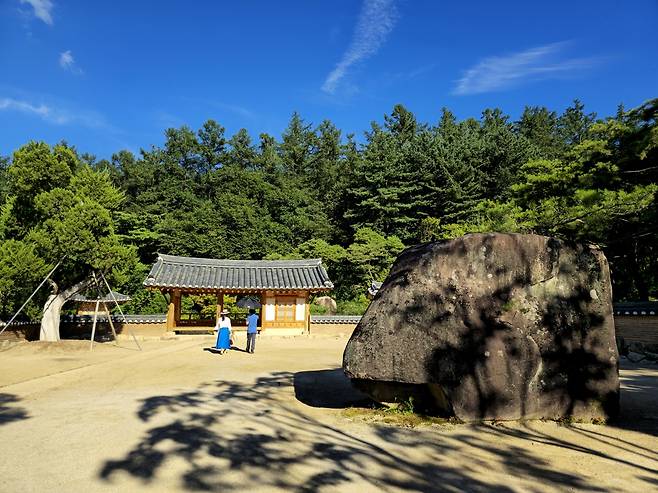 재예당과 원주암.