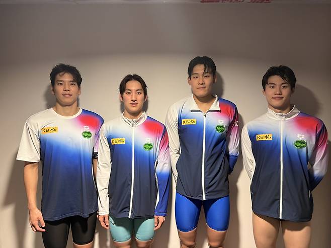 세계수영선수권 남자 혼계영 400m 결승에 오른 남자 대표팀의 이주호, 최동열, 김영범, 황선우(왼쪽부터)  (대한수영연맹 제공)