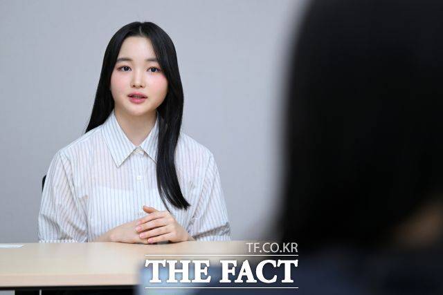 최유리는 "저희는 가족애를 중심으로 다루는 작품이기에 평소에 무서운 걸 잘 못 보는 분들이나 따뜻하고 동화 같은 이야기를 좋아하시는 분들에게 강력 추천할 수 있는 매력적인 영화"라고 '좀비딸'을 향한 남다른 자신감을 내비쳤다. /서예원 기자