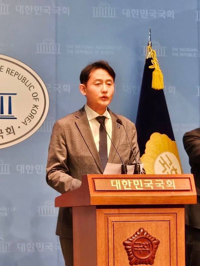 윤재관 조국혁신당 수석대변인