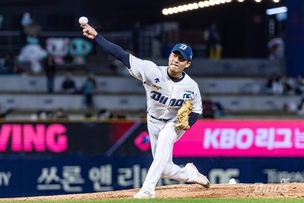 NC 다이노스 류진욱이 공을 던지고 있다. /NC 다이노스