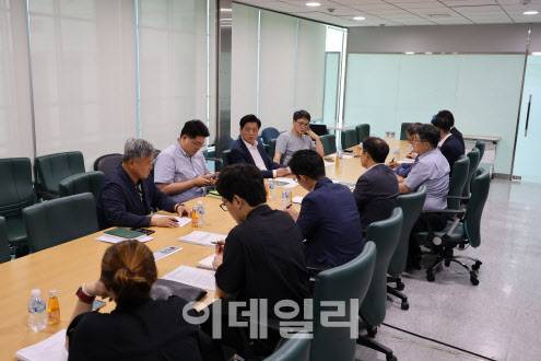 7월 29일 국회에서 더불어민주당 소속 조승래 의원 주관으로 대전시, 기획재정부, 법무부 등 대전교도소 이전 관계기관과 간담회가 열리고 있다. (사진=조승래 국회의원실 제공)