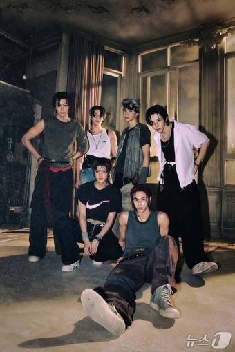 오는 7일 캐리비안 베이 워터 뮤직 풀파티 무대에 서는 그룹 라이즈(RIIZE)(에버랜드 제공)