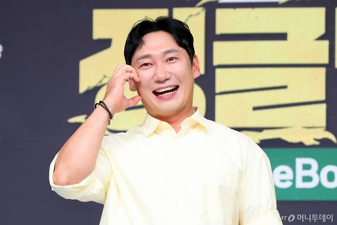 코미디언 이승윤이 '나는 자연인이다'의 재방송 출연료에 대해 밝혔다.  /사진=김혜진