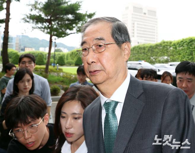 황진환 기자