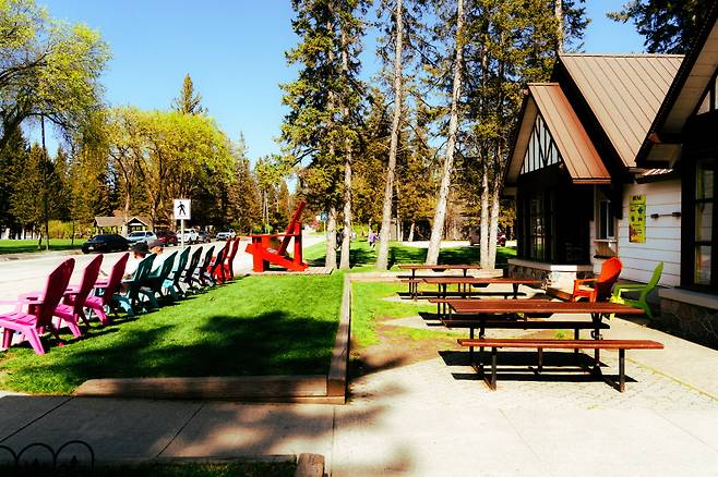 와사가밍 마을에는 아기자기한 기념품 숍, 아이스크림 가게 등이 모여 있다