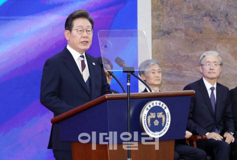 이재명 대통령이 6월 4일 서울 여의도 국회 의사당 중앙홀(로텐더홀)에서 제21대 대통령 취임사를 하고 있다.(사진=방인권 이데일리 기자)